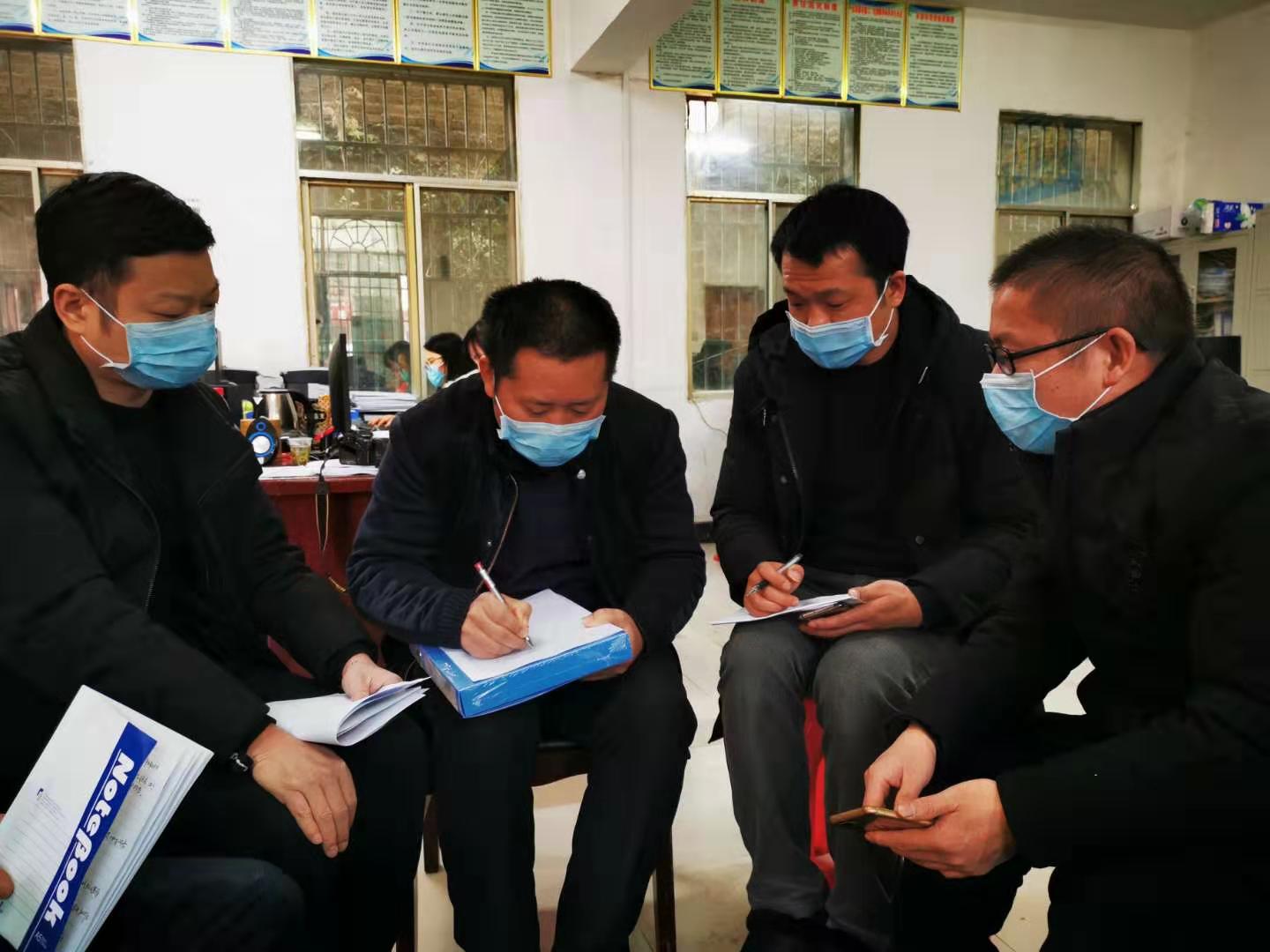 铜仁纪检监察干部应对疫情防控在行动