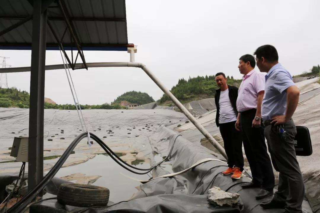 督查进行时县纪委监委对环境保护及重点项目建设工作进行专项督查