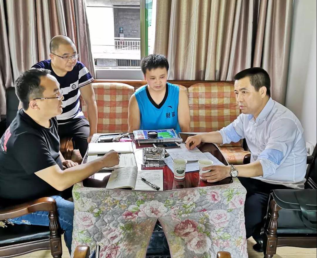 聚焦脱贫攻坚松桃纪委监委加强脱贫攻坚干部作风监督检查