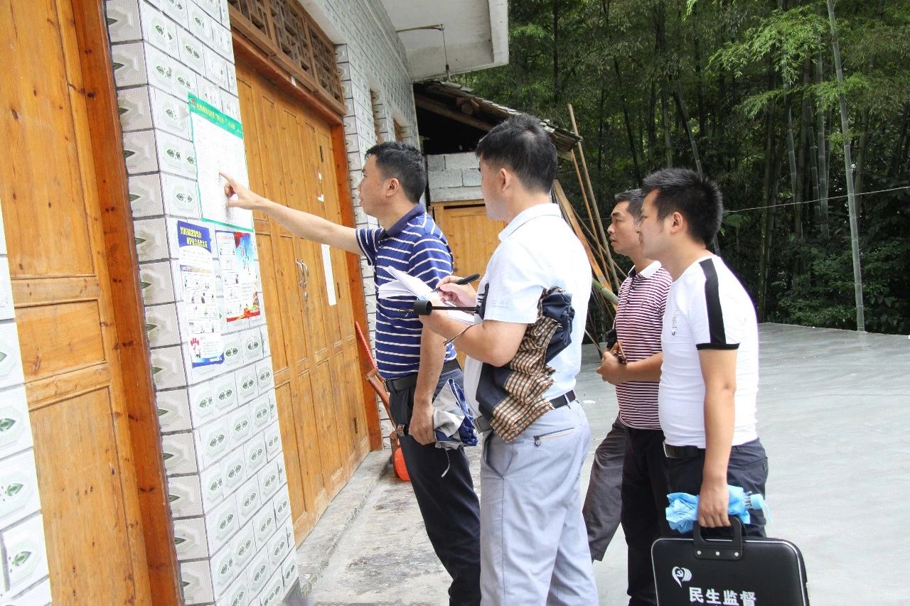 聚焦脱贫攻坚镜头 || 松桃纪委监委开展脱贫攻坚专项监督检查