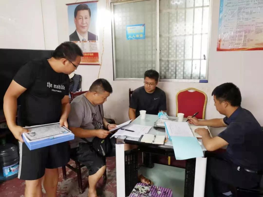 聚焦脱贫攻坚镜头 || 盛夏，松桃纪检人在忙啥呢？