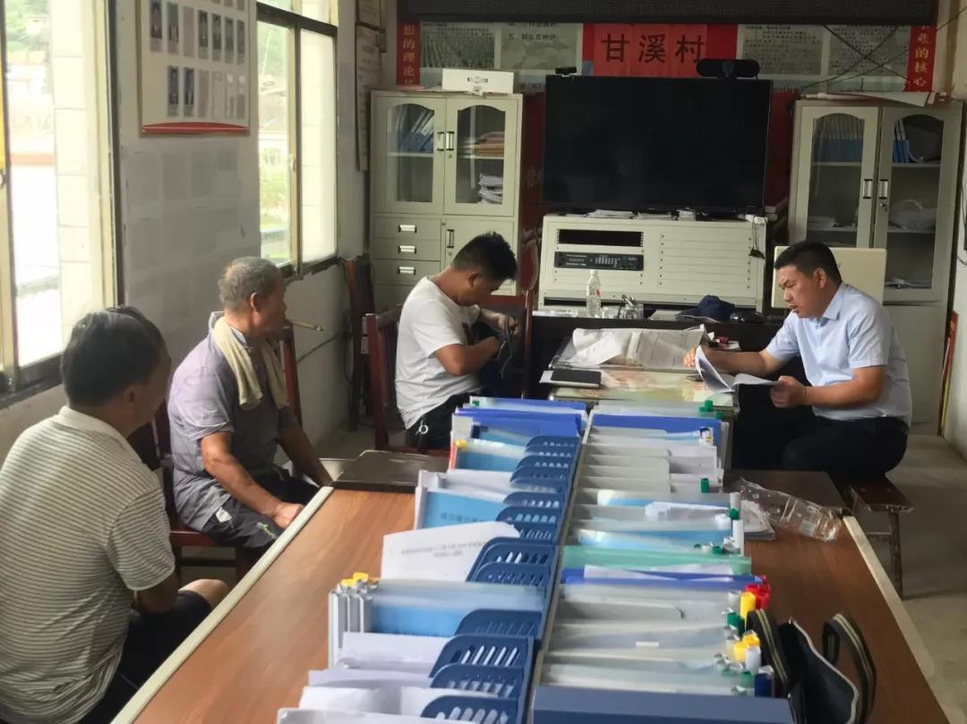 纪检人·镜头脱贫攻坚督查进行时