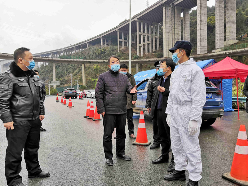 蒋兴勇赴沿河暗访督导疫情防控工作