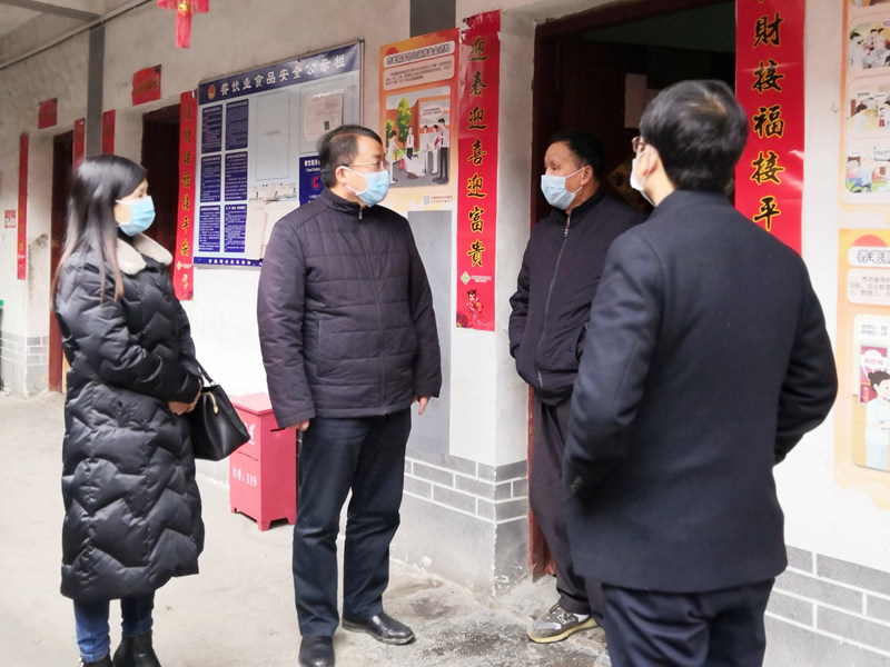 蒋兴勇赴沿河暗访督导疫情防控工作