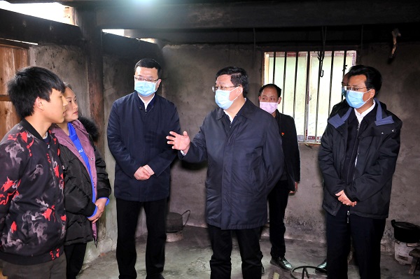 夏红民在从江县调研督战脱贫攻坚工作时强调  以百分之二百的努力打响“百日大会战”   确保百分之百按时高质量打赢脱贫攻坚战