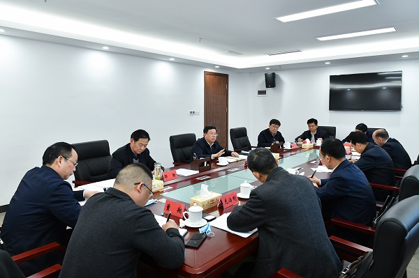 夏红民在从江县脱贫攻坚挂牌督战工作调度会上强调  把责任压紧把工作抓实把问题彻底整改