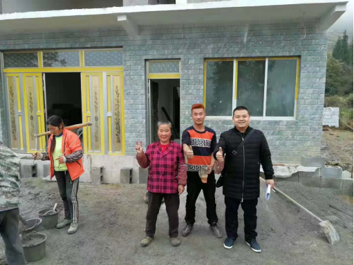 扶贫故事|誓让群众住新房