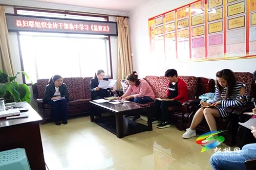 监察法落地，正是学法时----松桃掀起学习宣传热潮