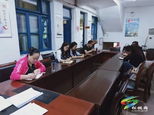 监察法落地，正是学法时----松桃掀起学习宣传热潮