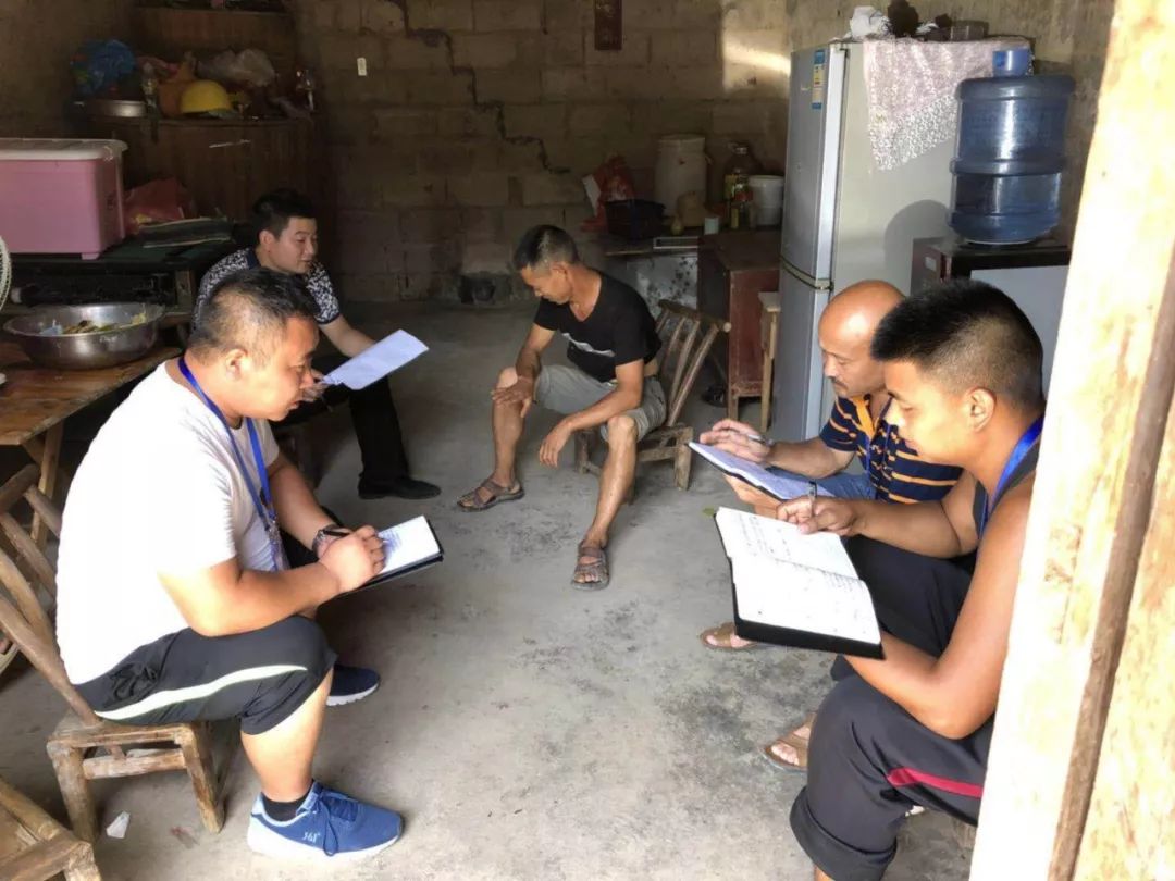 “小纪委”发挥“大作用”