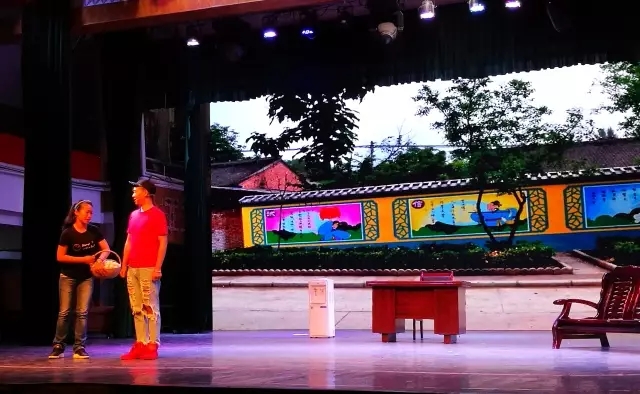 纪检人·手记小品背后