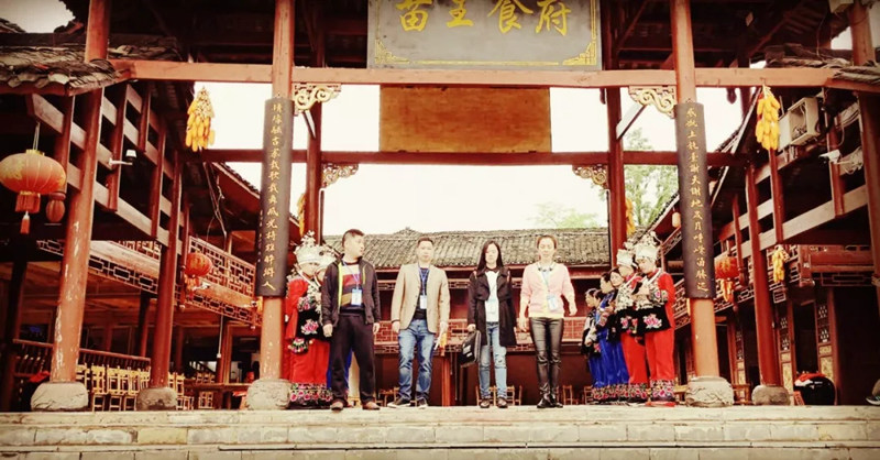 五一劳动节，咱松桃纪检人，蛮拼滴~！来，感受一波最美的“劳动style”。