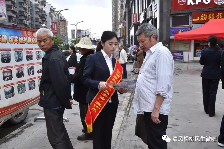 五一劳动节，咱松桃纪检人，蛮拼滴~！来，感受一波最美的“劳动style”。