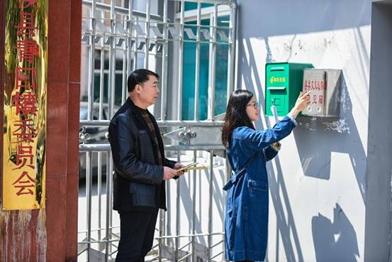 镜头|| 精准监督在乡村