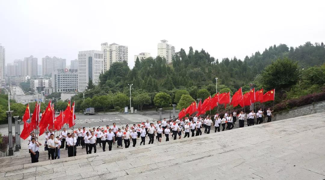 镜头 || 松桃纪委监委拍摄快闪我和我的祖国