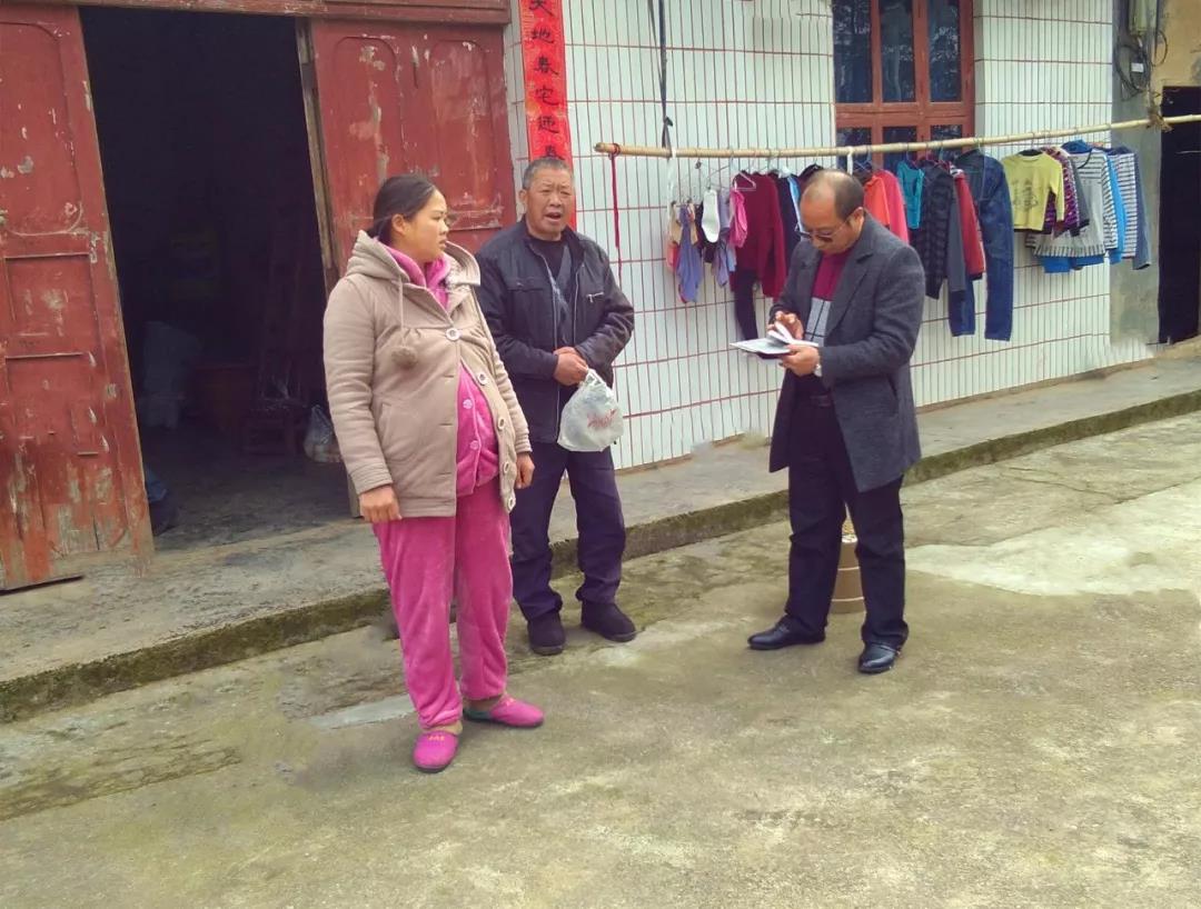 纪检人·镜头松桃这么多纪检监察干部下沉一线，究竟是干啥？