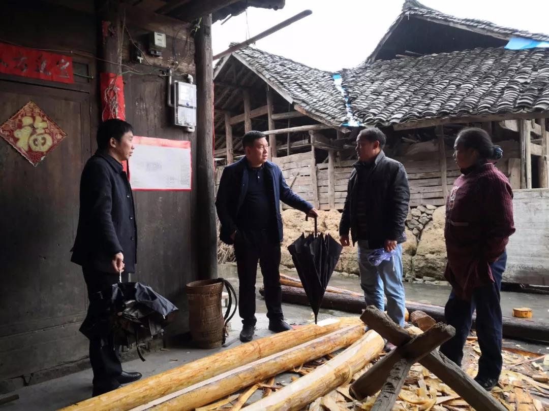 纪检人·镜头松桃这么多纪检监察干部下沉一线，究竟是干啥？