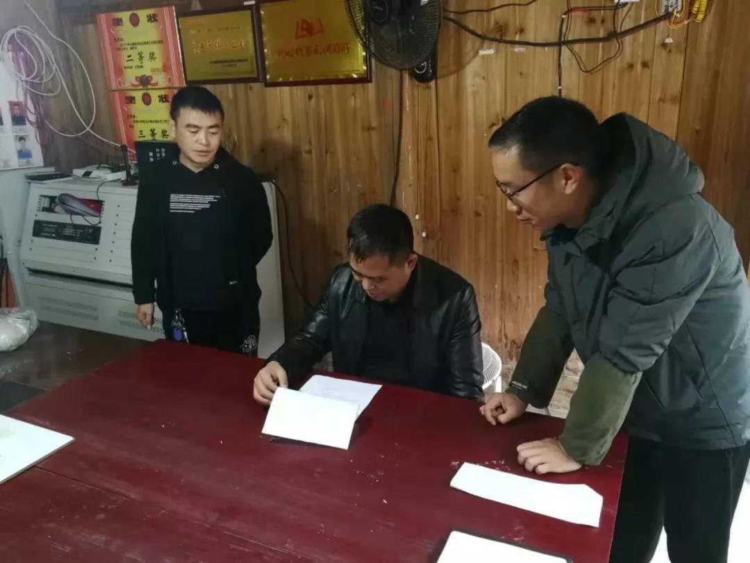 纪检人·镜头松桃这么多纪检监察干部下沉一线，究竟是干啥？