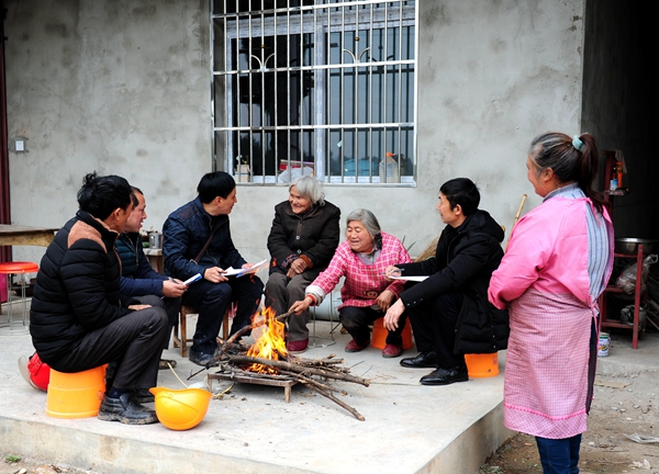镜头 | 这一年，群众的操心事解决了吗