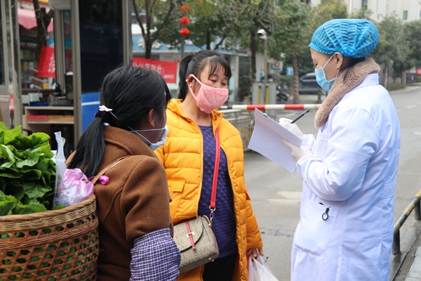 抗“疫”镜头 | 把社区建成防控坚强堡垒