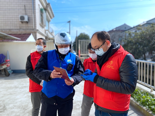 抗“疫”镜头 | 把社区建成防控坚强堡垒