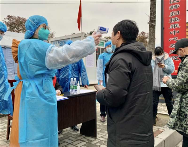 抗“疫”镜头 | 奋战在一线的90后