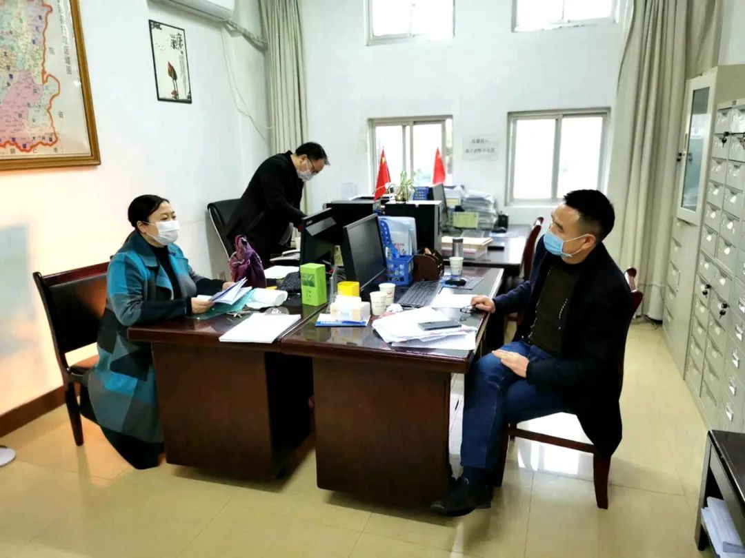 镜头| 松桃纪检监察机关为“两手抓”提供有力保障