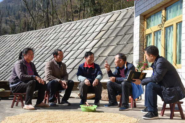 镜头∣全力保障决战决胜脱贫攻坚