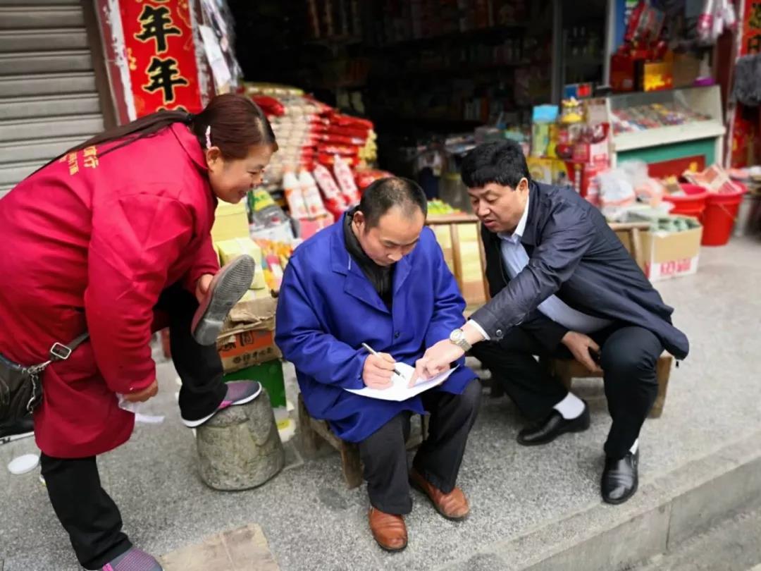 扫黑除恶胡定钦到盘信镇等单位督导扫黑除恶专项斗争工作