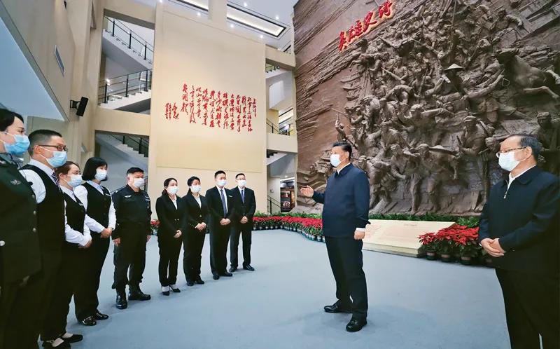 《求是》杂志发表习近平总书记重要文章《以史为镜、以史明志，知史爱党、知史爱国》