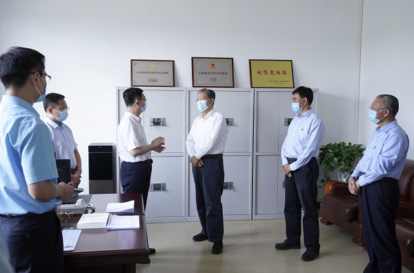 赵乐际在山东调研时强调 深化不敢腐不能腐不想腐一体推进 努力取得更多制度性成果和更大治理成效