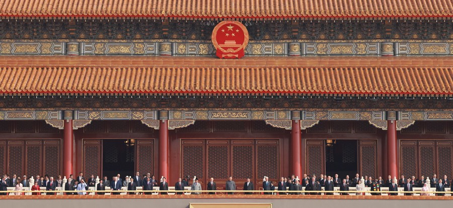 纪念中国人民抗日战争暨世界反法西斯战争胜利80周年大会在京隆重举行 习近平发表重要讲话并检阅受阅部队